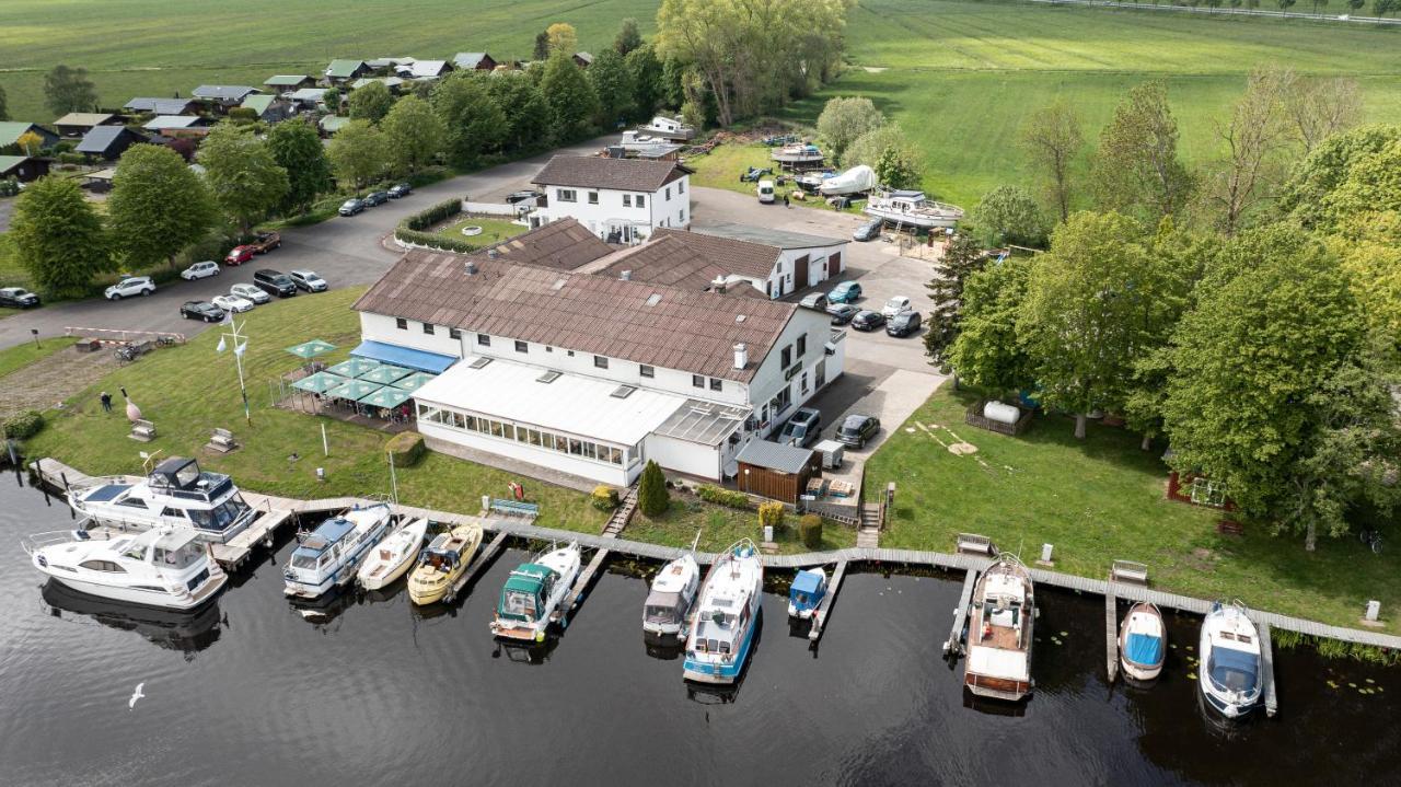 Zum Alten Faehrhaus - Bed & Breakfast Wrohm Экстерьер фото