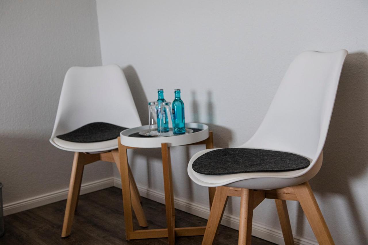 Zum Alten Faehrhaus - Bed & Breakfast Wrohm Экстерьер фото